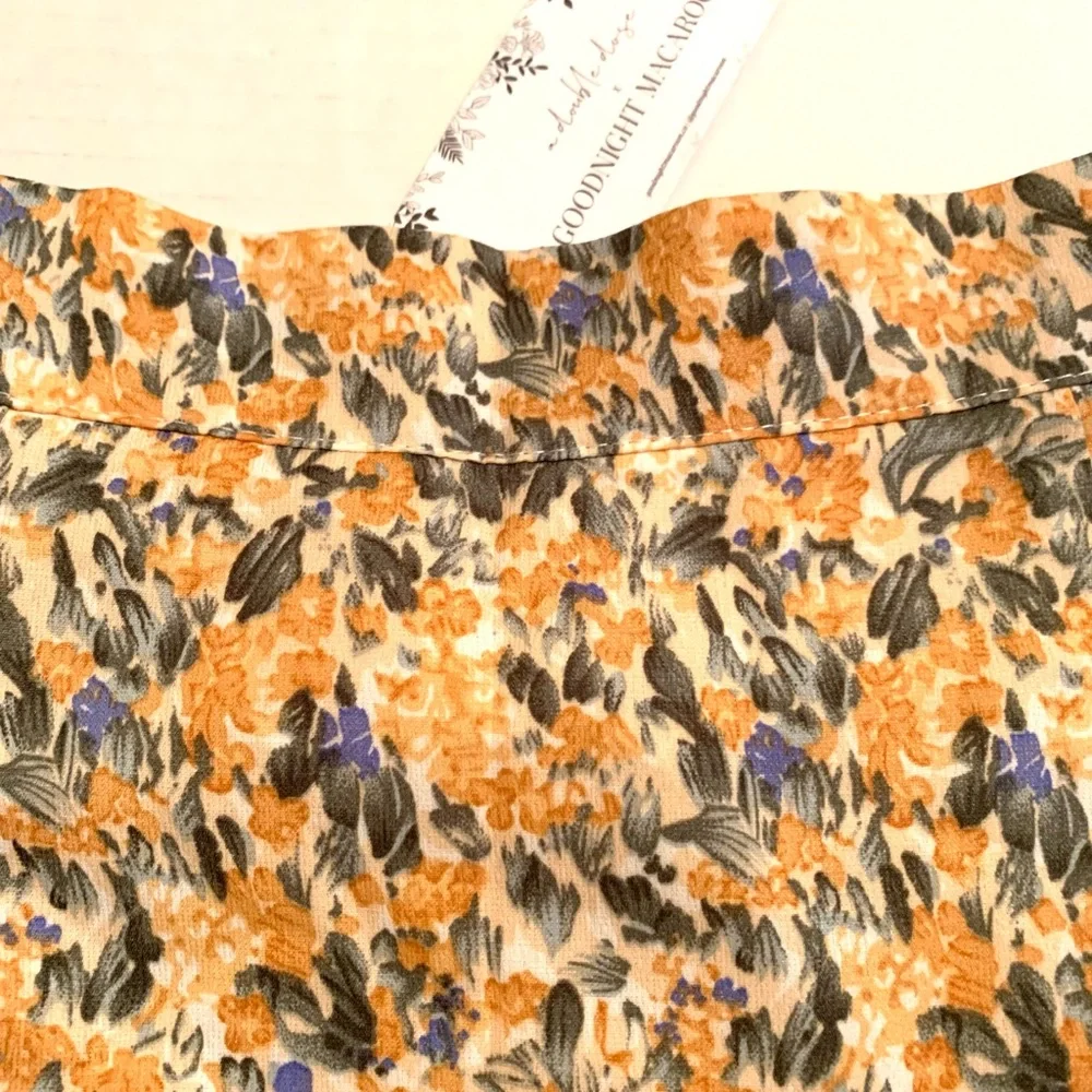 GoodNight Macaroon Mini skirt Ruffled Ruched Floral M coastal cowgirl NWT New